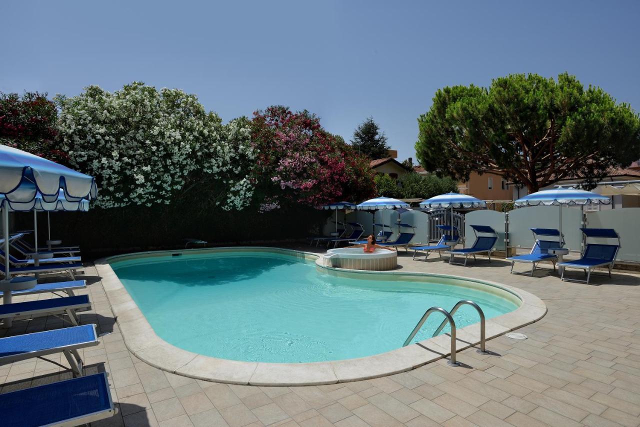 Hotel Gaston Rimini Exterior photo